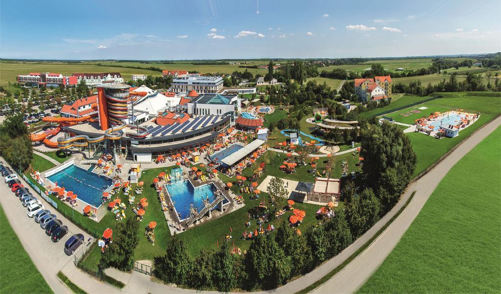 All In Red Thermenhotel Lutzmannsburg Exterior photo